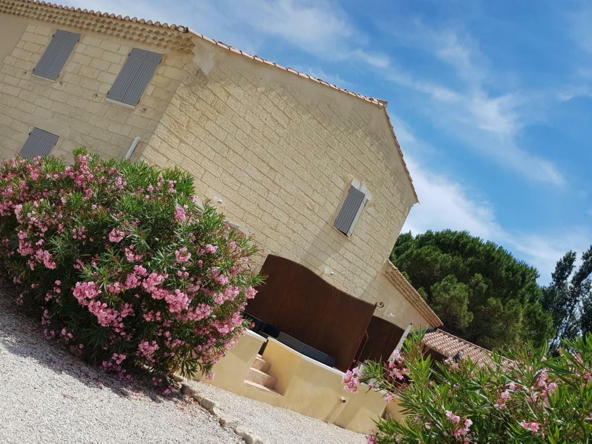 Mézoargues Le Mas De Guiguite מראה חיצוני תמונה